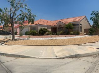 4102 La Jolla Dr, Palmdale, CA 93552