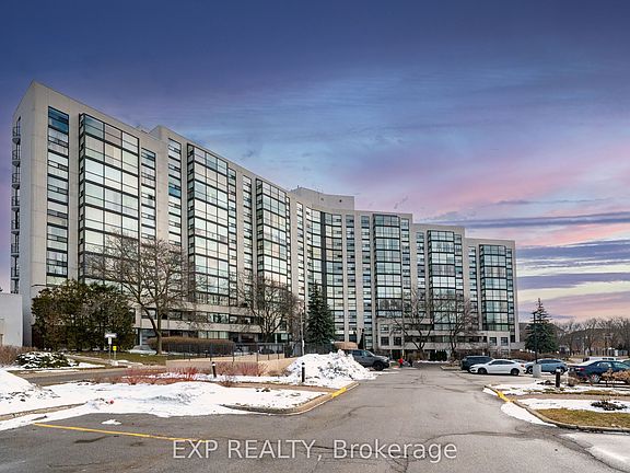 4th image of 30 Harding Blvd W #404