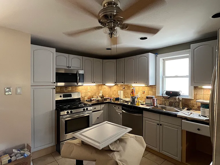 Crescent Pl — Photo 2