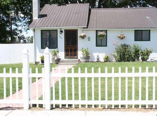 916 Sheridan Ave, Prosser, WA 99350