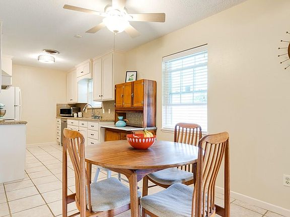 5th image of 1406 W Orchid Ave