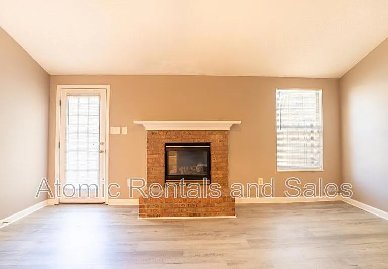 334 Hawthorne Oaks Way — Photo 15