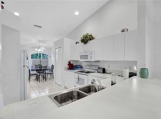 5233 Whitten Dr, Naples, FL 34104