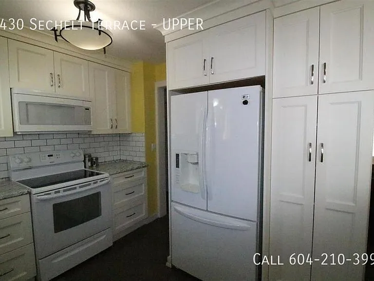 3430 Sechelt Ter #UPPER — Photo 22
