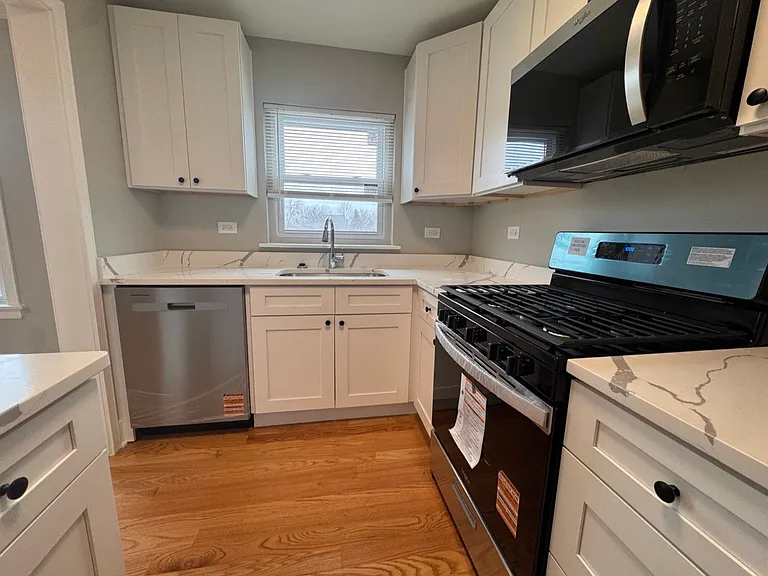 371 Central Ave — Photo 8