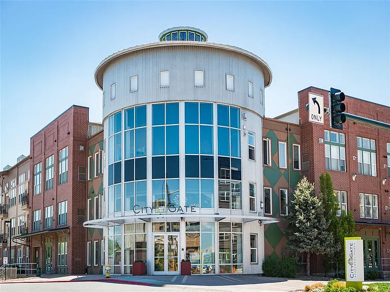 Striking exterior with glass atrium entrance