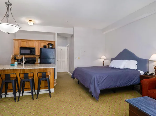 115 Seneca, Snowshoe, WV 26209