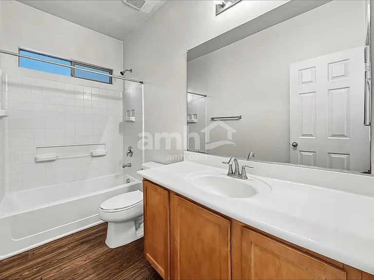 5128 W Shumway Farm Rd — Photo 16