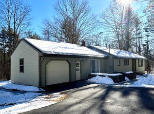 687 Godfrey Rd, East Thetford, VT 05043