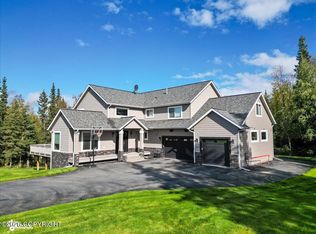 5345 Heritage Heights Dr, Anchorage, AK 99516