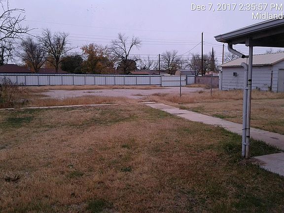 3rd image of 3316 Bedford Ave