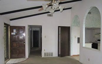2nd image of 4606 Oakwood Dr