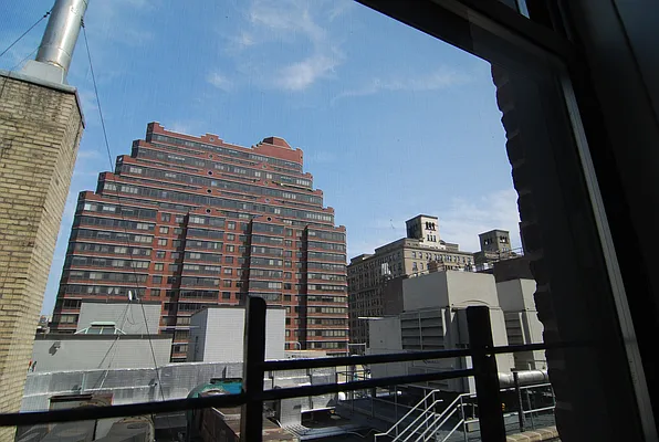 Rented by Building Equity Real Estate LLC | media 7