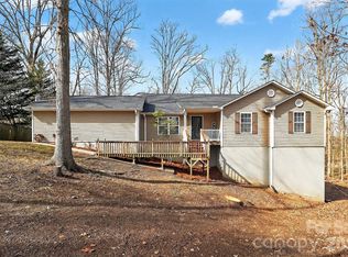 6238 King George Dr, Charlotte, NC 28213