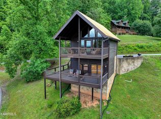 2464 Black Bear Ridge Way, Sevierville, TN 37862