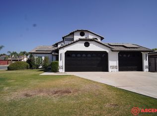 11418 Jenlee Ave, Bakersfield, CA 93312