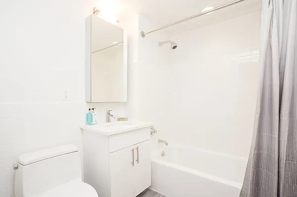 Rented by MNS | media 9