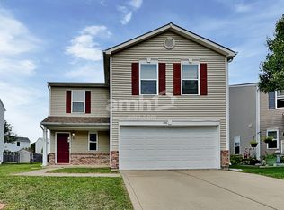 106 Frostwood Ln, Greenwood, IN