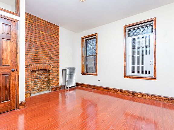5th image of 631 Sterling Pl APT 2L