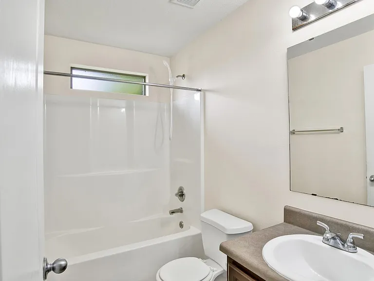 7020 Season Dr — Photo 9