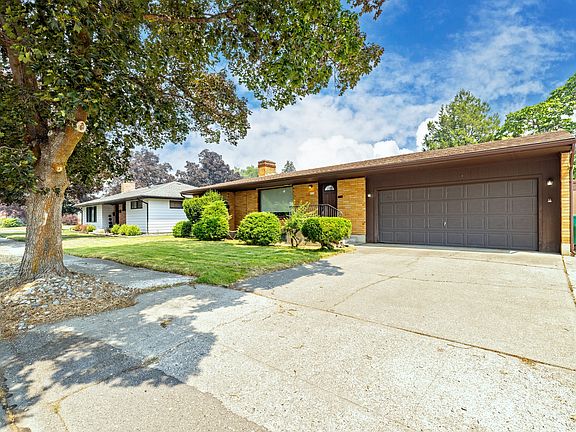 2nd image of 4510 N Windsor Dr