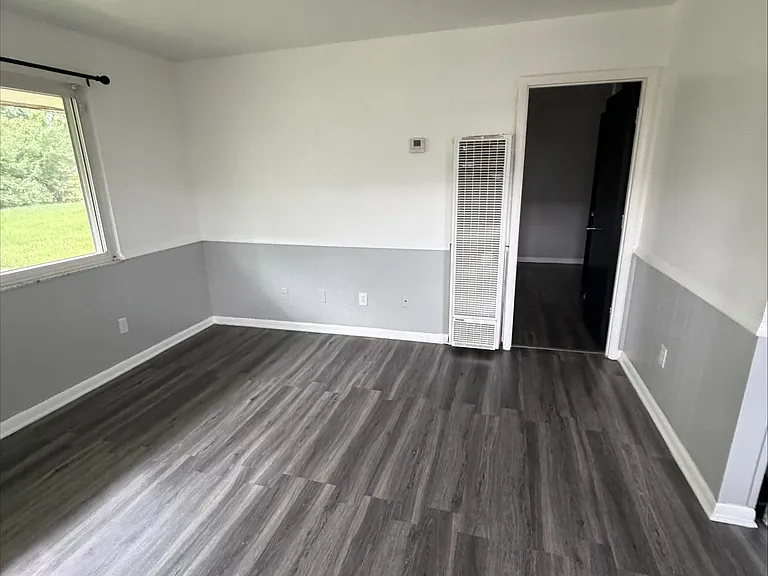 308 Kenbrook Dr — Photo 2