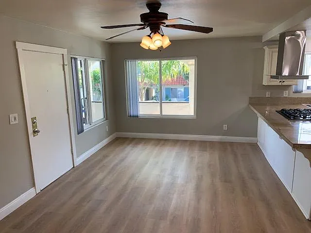 4303 Mentone St #4 — Photo 9