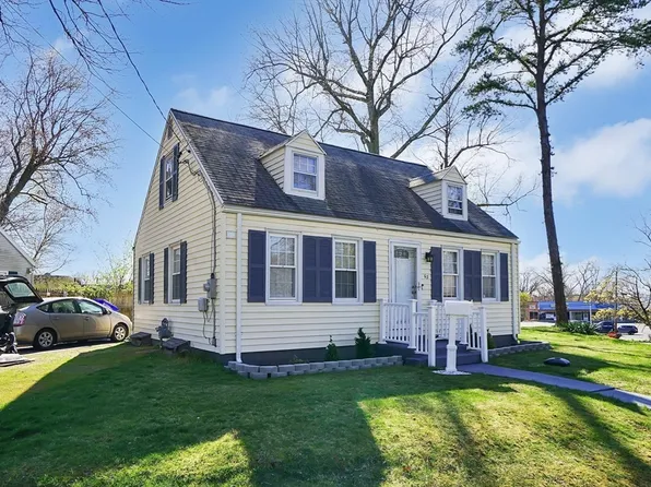 62 Arden St, Springfield, MA 01118