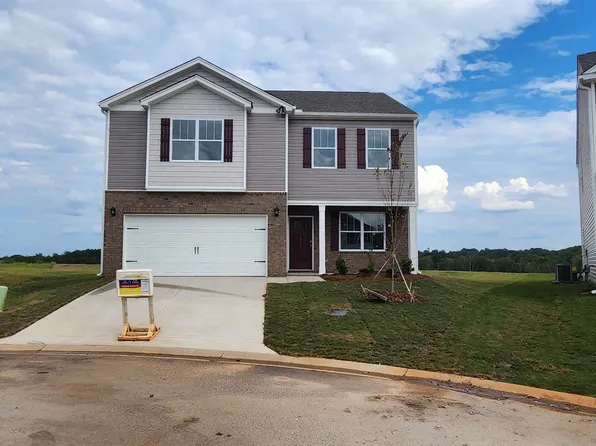 1920 Hunters Run, Woodruff, SC 29388