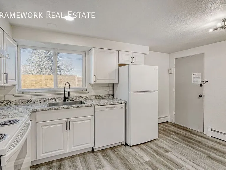 1687 Reed St #3 — Photo 16