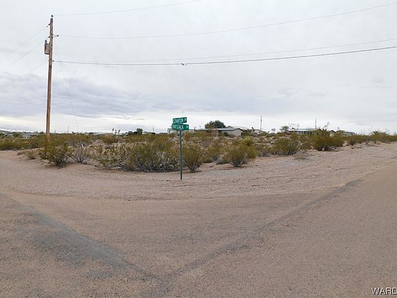 3rd image of 1140 E Stanton Drive