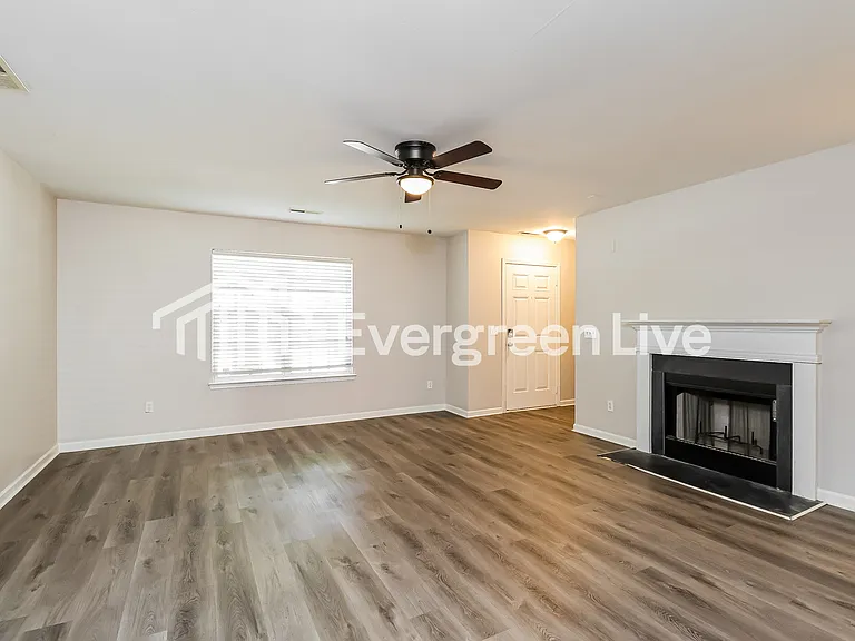 3217 Reid Brook Ln — Photo 3