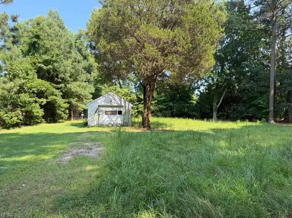 110 Hall Rd, Hampton, VA 23664