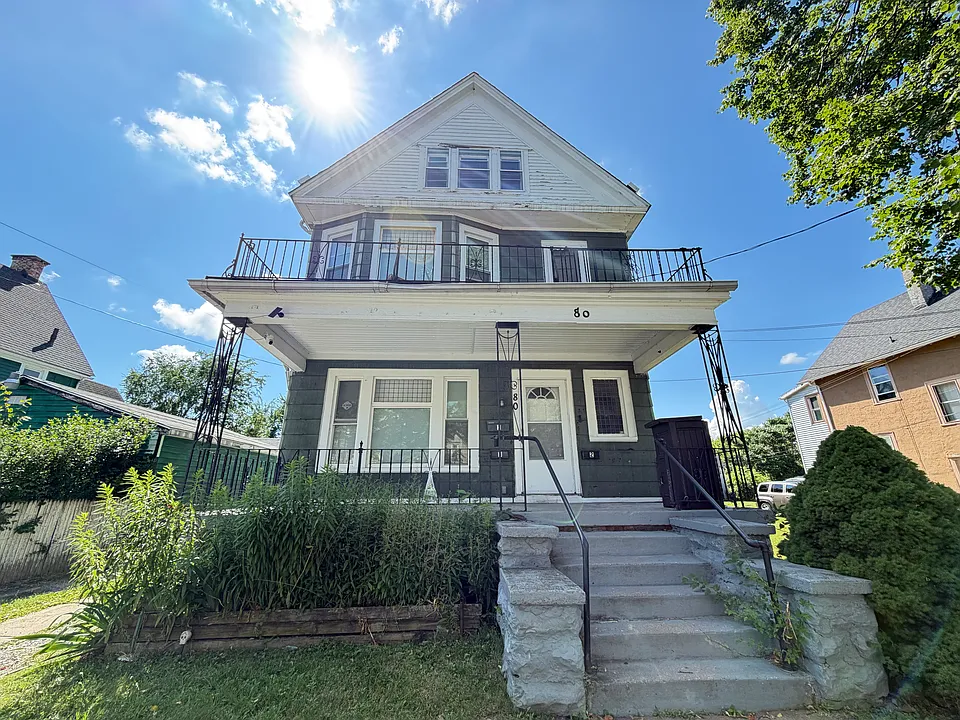 80 Dewitt St #1