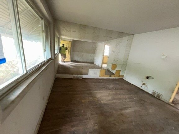 2nd image of 8746 S Princeton Ave