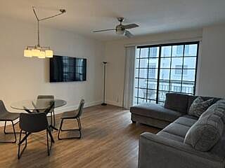 3rd image of 233 S Federal Hwy APT 514