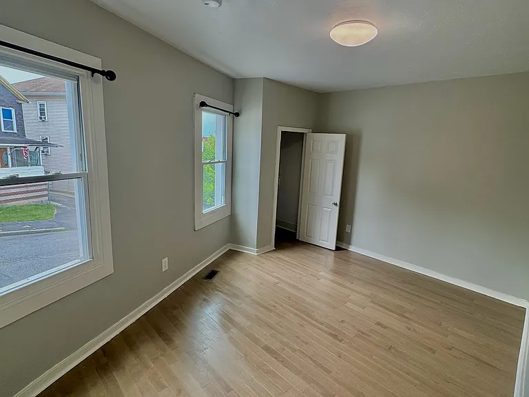 13 Norfolk St #1 — Photo 11