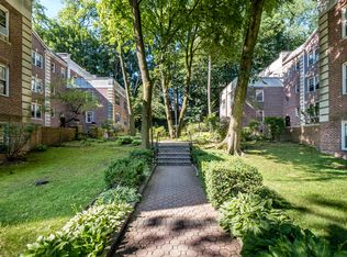 858 Palmer Rd APT 2B, Yonkers, NY 10708