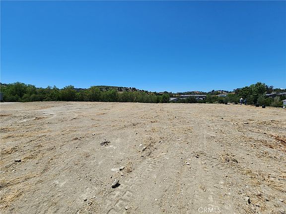 4th image of 24005 Hidden Ridge Rd