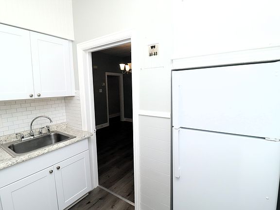 3rd image of 56-58 N Nice St #1L