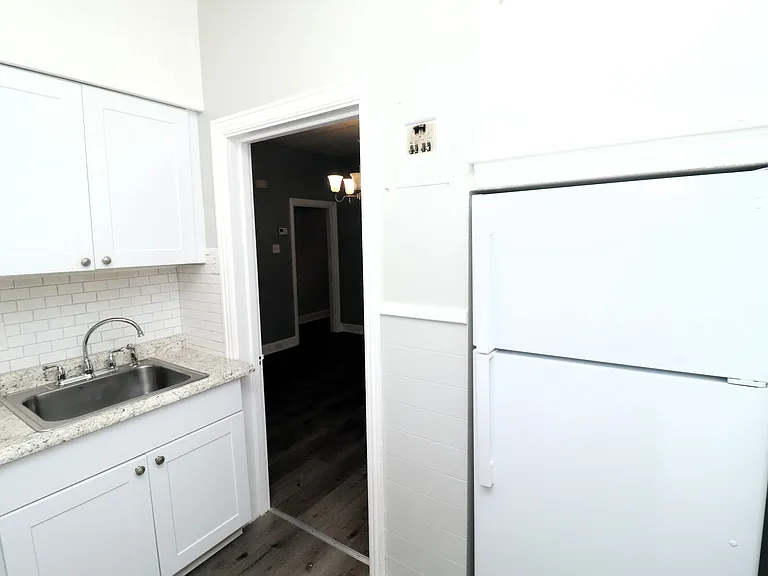 56-58 N Nice St #1L — Photo 3
