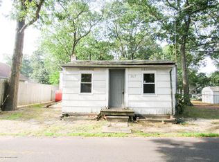 2127 Dolly Rd, Toms River, NJ 08753