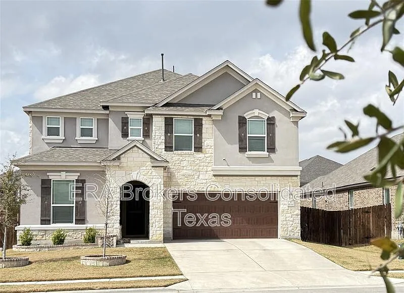 5 bed, 3.0 bath, 3746 sqft, $2,795 — Photo 1