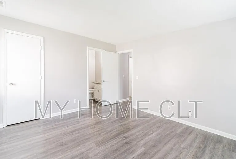 6158 Meadow Rose Ln #1 — Photo 11