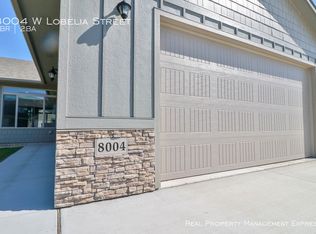 8004 W Lobelia St, Sioux Falls, SD 57106