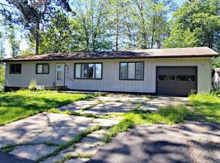 2010 Oak St, Grand Rapids, MN 55744