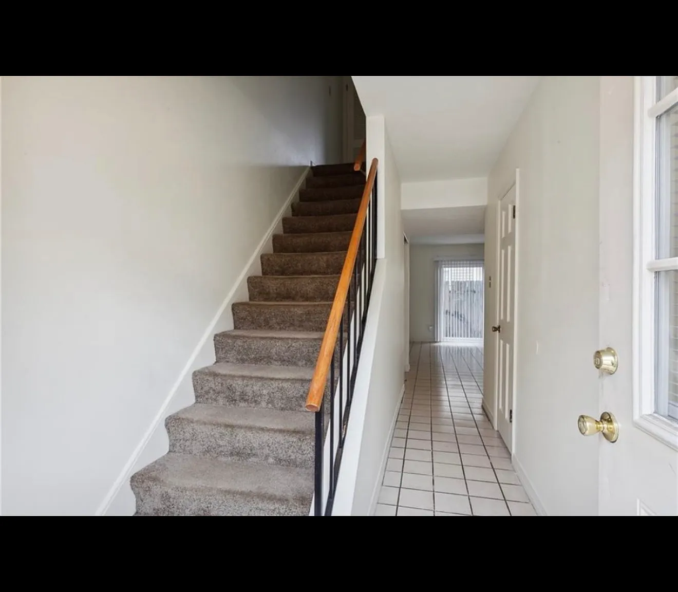 2 bed, 1.5 bath, $1,450 — Photo 1