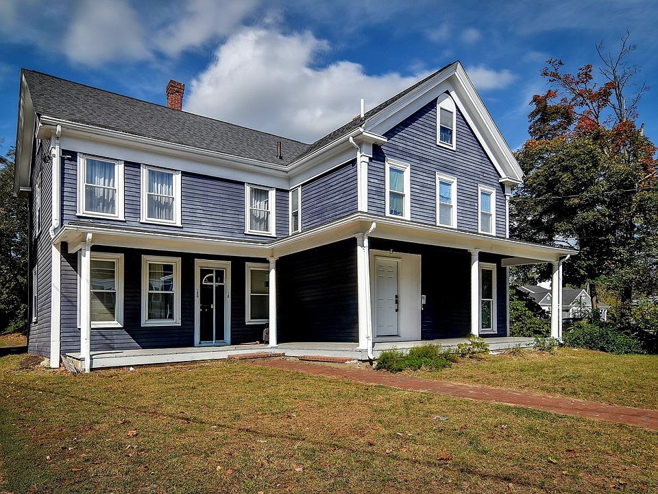 1st image of 136 Commonwealth Rd