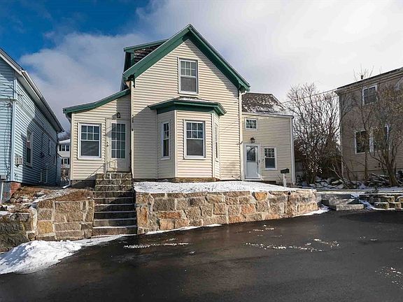 3rd image of 6 Monroe Ct