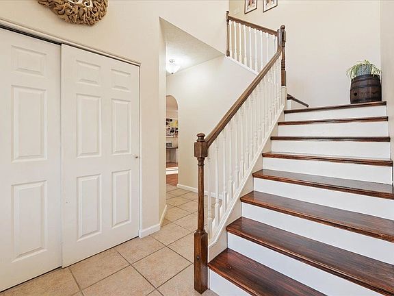 4th image of 730 Cardinal Ct